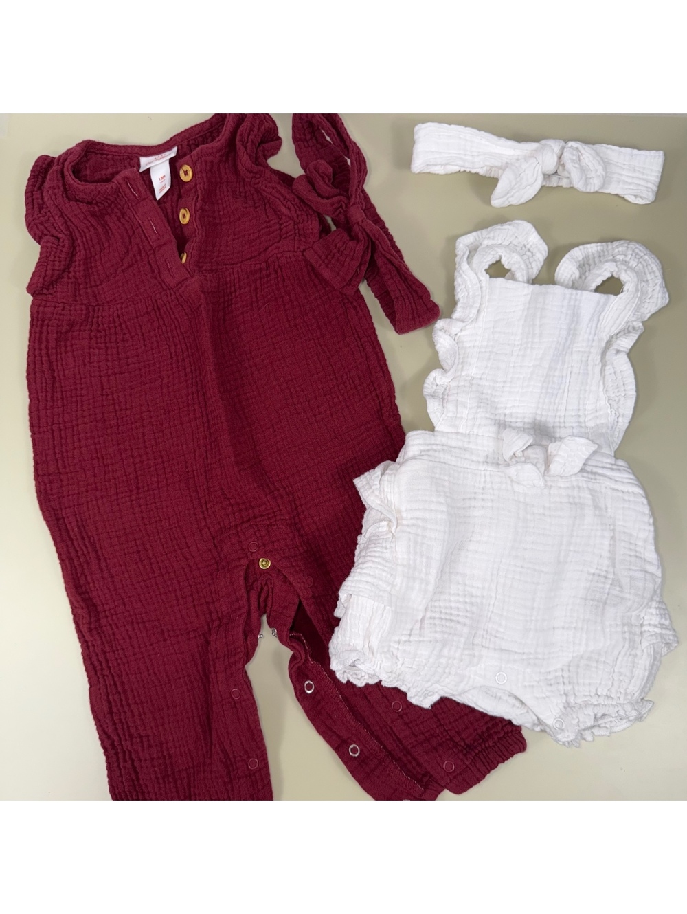 No Brand Baby Girl 12M Muslin Romper Lot 2 Outfits